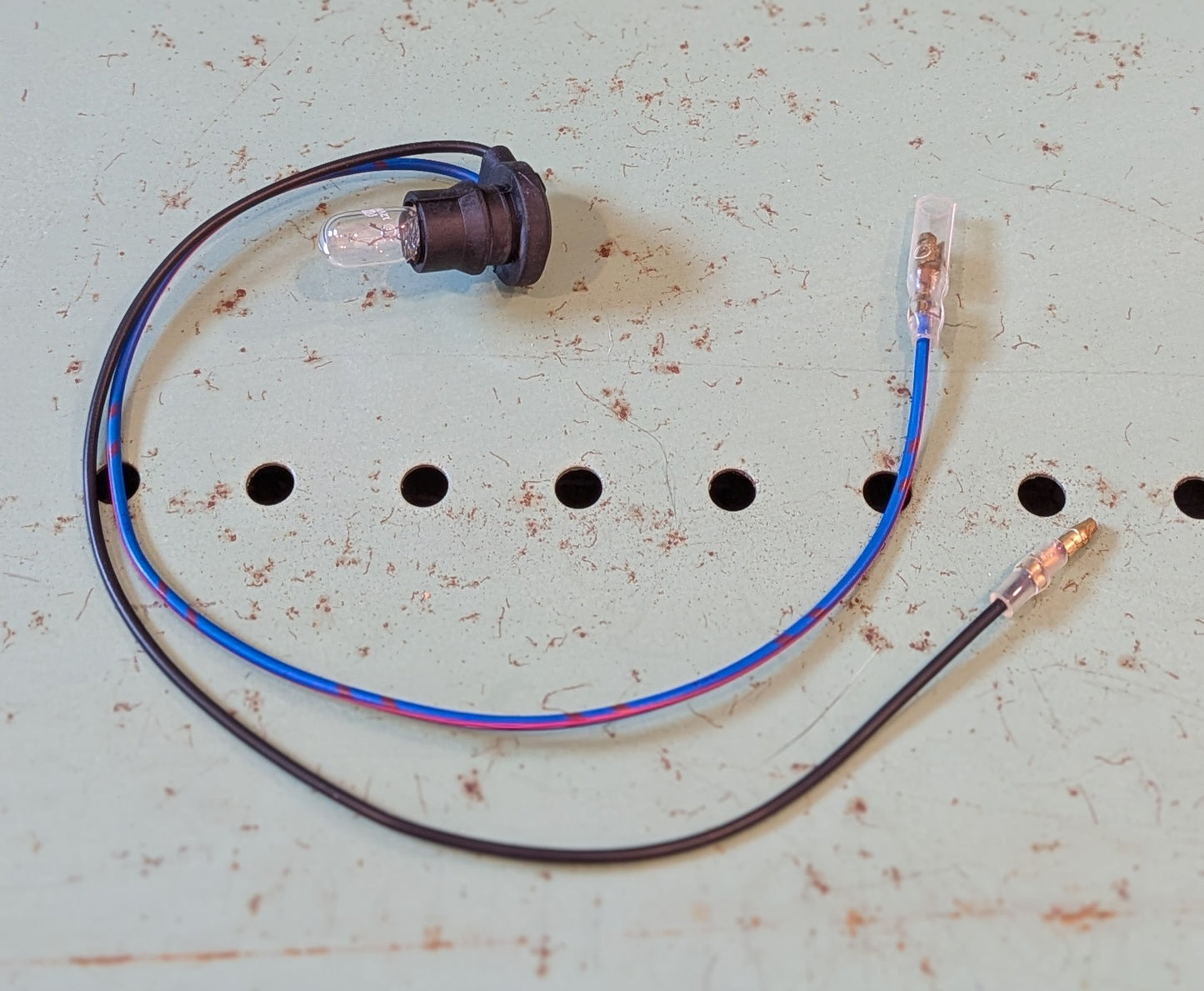 T10 Bulb Socket