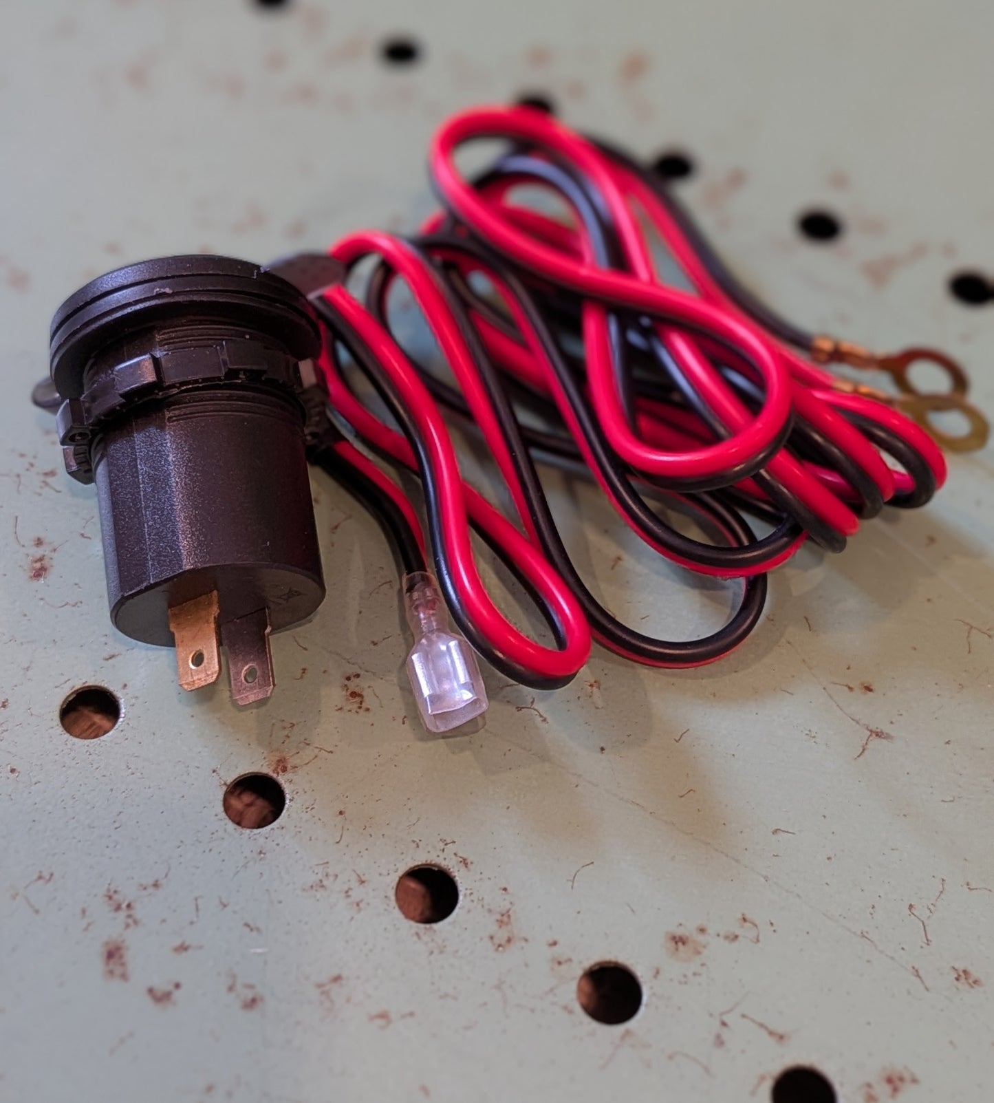 Combo USB Charger/Voltmeter